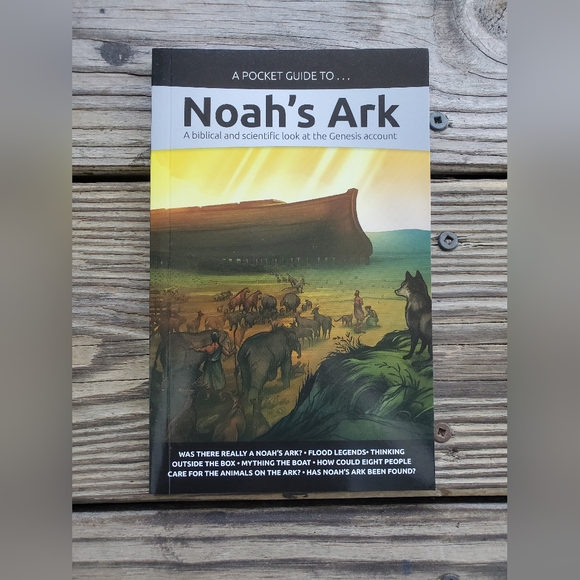 📚 A Pocket Guide To... - Picture 1 of 3